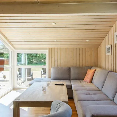 Valda - 1-5km From The Sea In Nw Jutland By Interhome Saltum