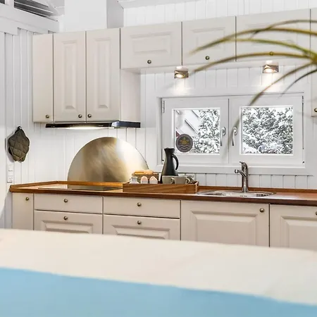 Valda - 1-5km From The Sea By Interhome