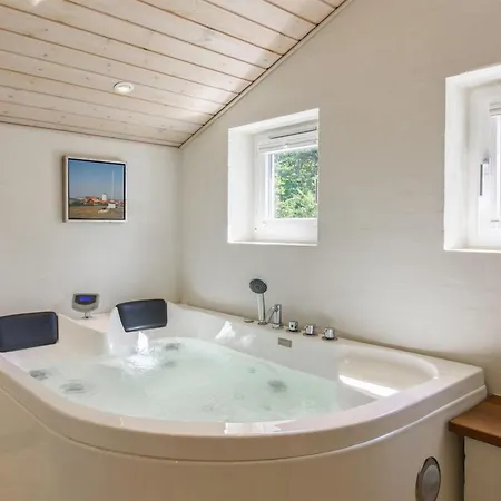 Valda - 1-5km From The Sea By Interhome *